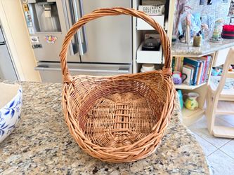 Basket two tone color scalloped top edge woven by hand perfect condition 12 inches tall 15 inches long