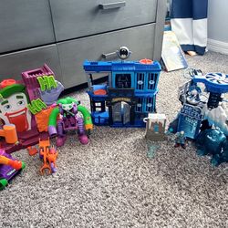 Imaginext Sets Joker House, Gotham Jail And Mr Freeze Lair