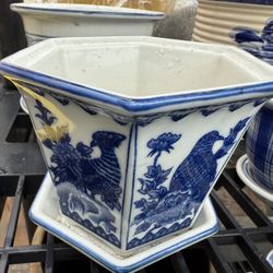 Andrea By Shaded Blue And White With Bottom Tray