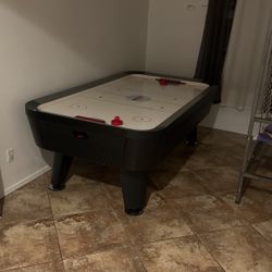 Air Hockey Table