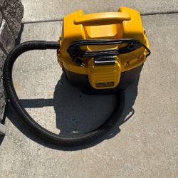 Dewalt Portable Vac