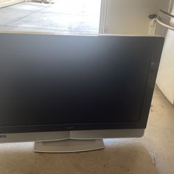 37” TV