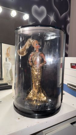 Bob Mackie 1990 Signature Edition 