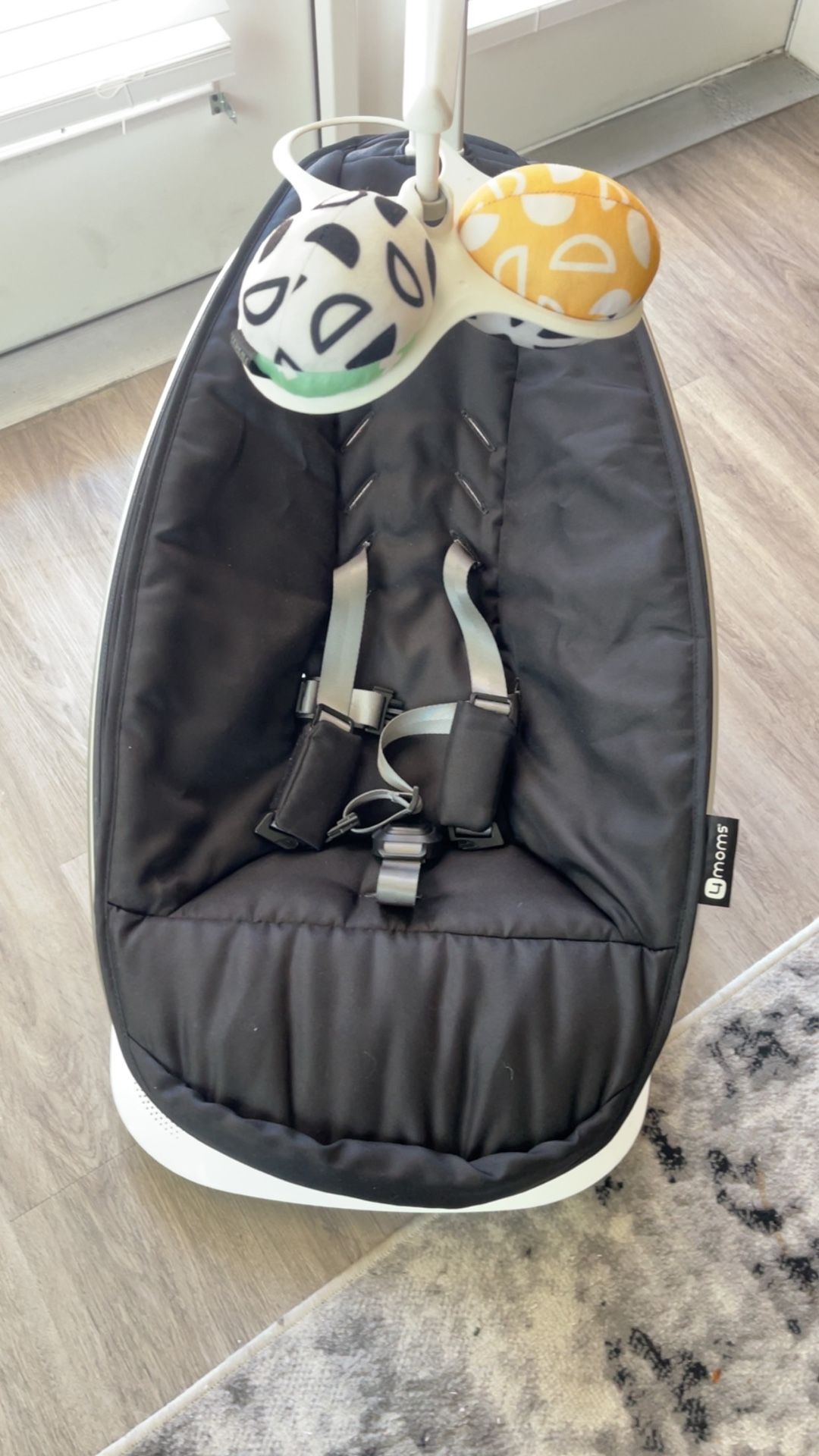 4moms Mamaroo Swing Umoms Chair 4moms MamaRoo Baby Swing With