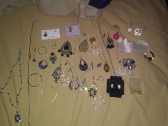 Mismatch Earrings And Other Random Jewelry