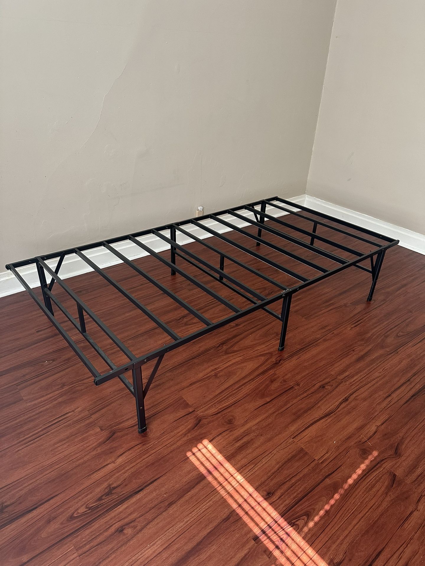 twin xl frame + mattress