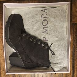 Black Suede Chunky Heel Ankle Boots - Top Moda
