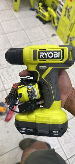 Ryobi 18v drill with battery and charger