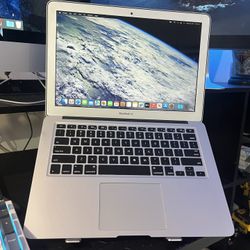 MacBook Air 2015 13 inch i5 8gb 256 ssd MacOS sequoia With charger