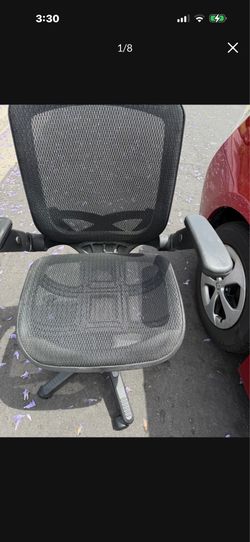 Herman miller Chair New