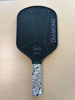 Six Zero 6.0 pickleball paddle