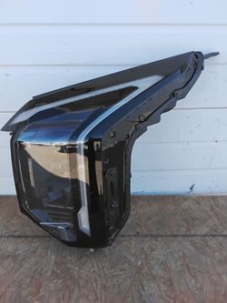 2026-2027 Kia Sportage Hybrid Front Headlight