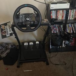 Logitech G923 Steering Wheel 