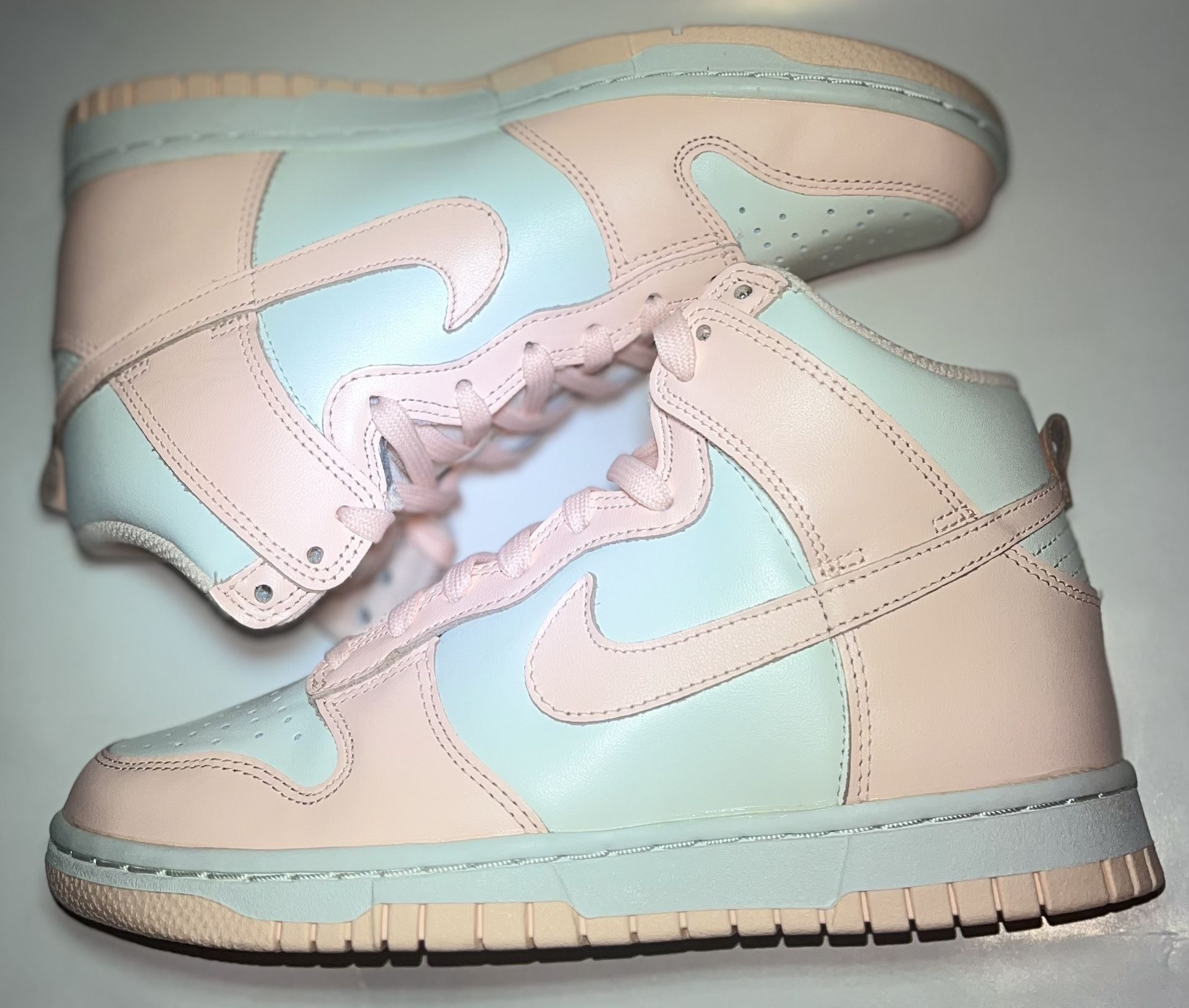 Nike Dunk High Crimson Tint - Size 6 W