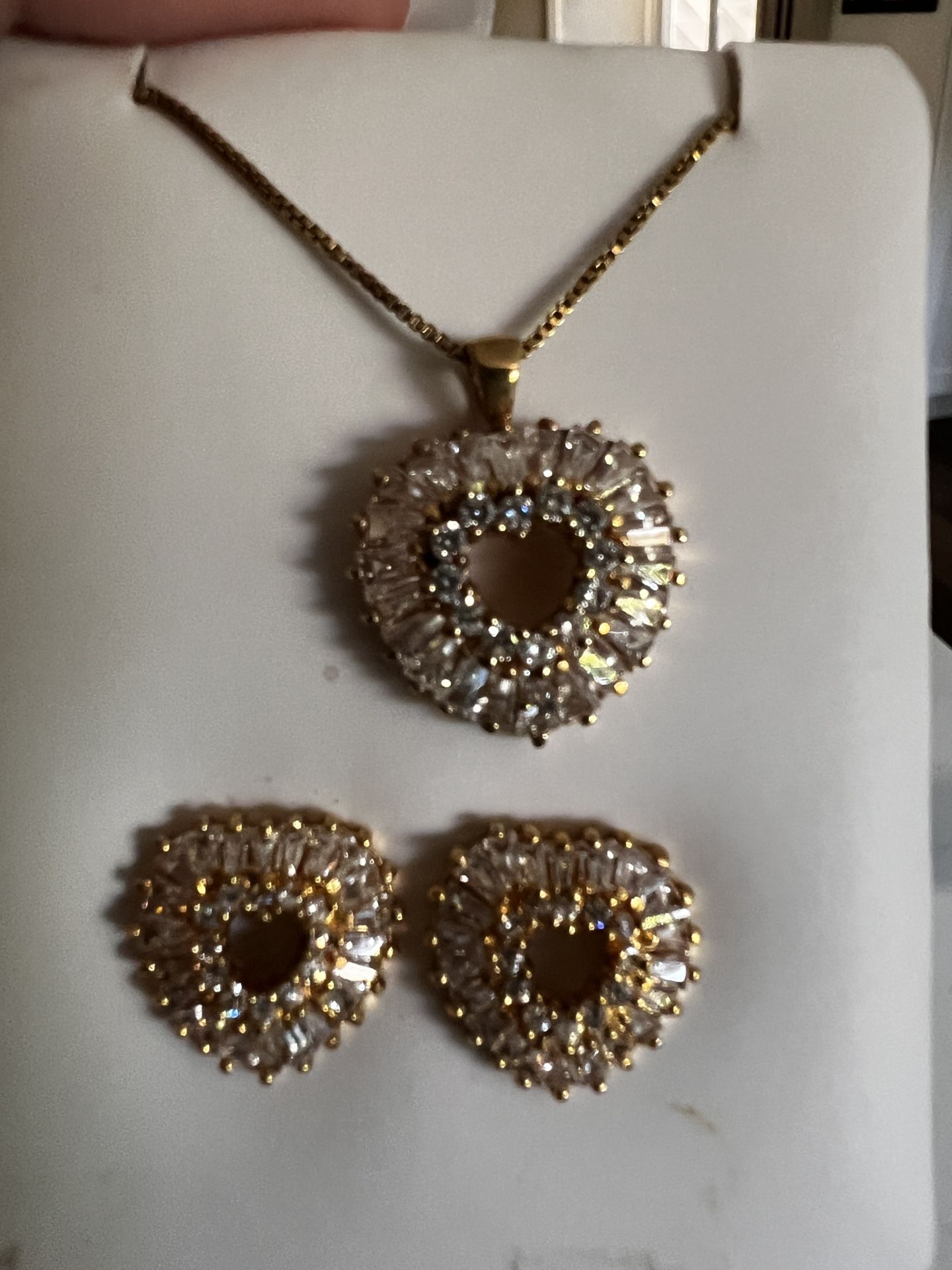 18k SS Heart Pendant And Earring Set