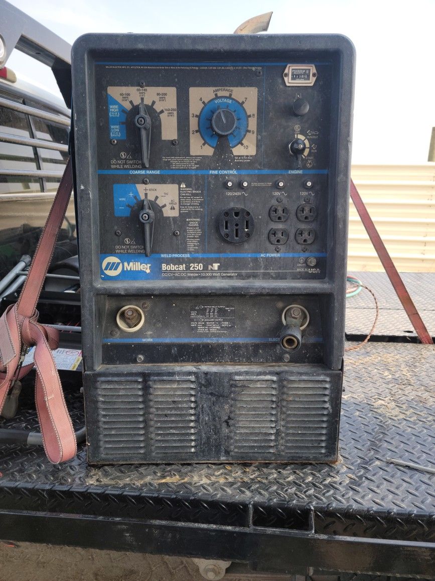 Miller Bobcat 250 