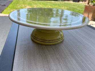 Cake stand