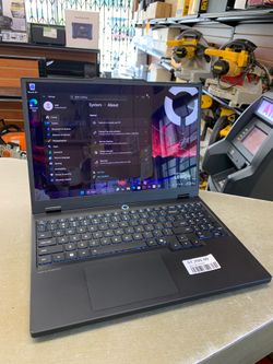 Lenovo legion 5 15.1” Gaming Laptop Amd ryzen 7 16Gb  1GB SSD Gforce RTX 5060 win 11