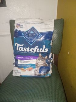 blue buffalo tastefuls cat food