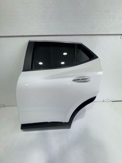 (2706) 20-26 Buick Encore Gx Left Rear Door 2020 2021 2022 2023 2024 2025 2026