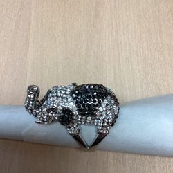 Vintage Sparkly Crystal Elephant Ring Size 8