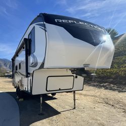 2021 Grand Design Reflection 260RD - Like New 