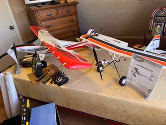 2 RC planes DX6 transmitter and toolbox