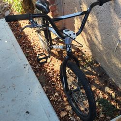 20" REDLINE BIKE