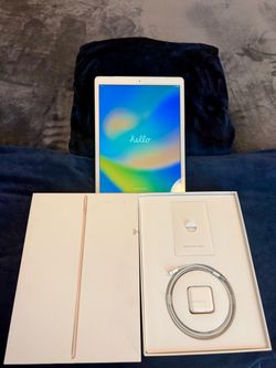 Selling iPad Pro 12.9-inch 1st Generation, WiFi/LTE, 128GB, Gold w/Box