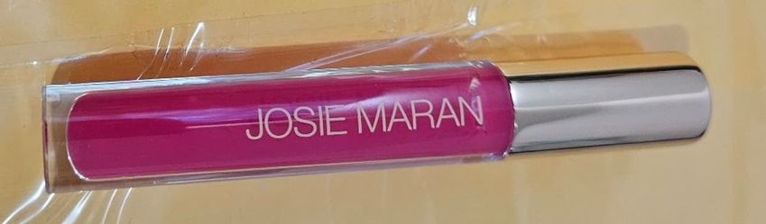 Argan Natural Volume Lip Gloss By Josie Maran - Fuchsia Bright Berry Tone