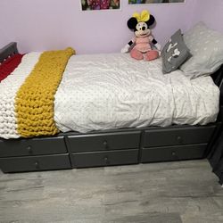 Double Twin Grey Trundle Bed