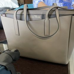 New Marc Jacobs Tote (Cement Color)