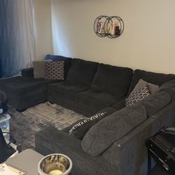 Sectional Sofa With Pillows