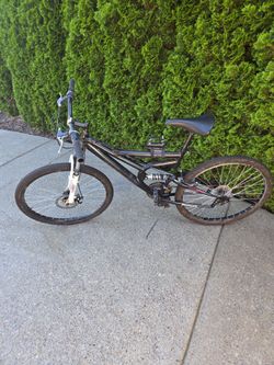 16" boys 12 speed bike