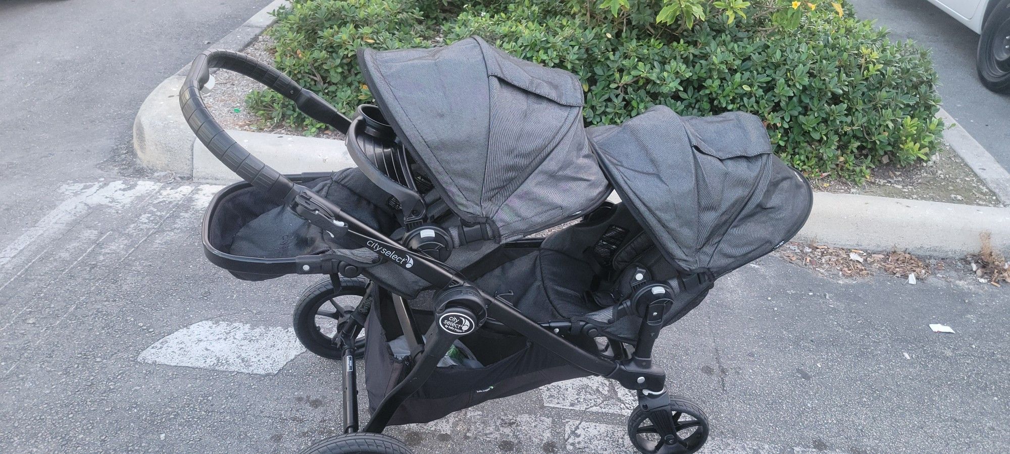 Stroller 