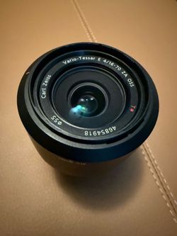 Sony Vario-Tessar T* E 16-70mm f/4 ZA OSS Lens E mount