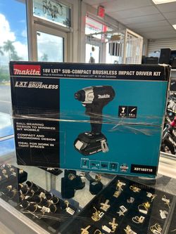 Makita XDT18SY1B 18V LXT Sub-Compact Brushless Variable Speed Impact Driver Kit