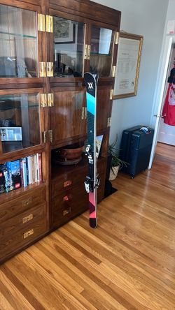 Völkl Yumi 161 Women’s All-Mountain Skis + Rossignol Bindings