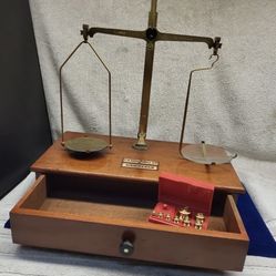 Antique Scale English CW Brecknell Birmingham Balance Brass Wood Box + Weights
