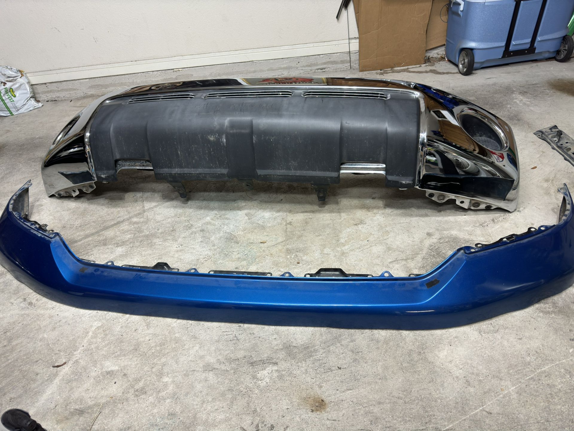 2007+ Toyota Tundra Front Bumper Assembly 
