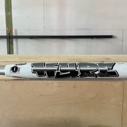 2022 Monsta Fast Pitch Bat