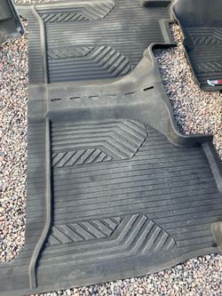 GMC SIERRA 2022-2026 FLOOR MATS