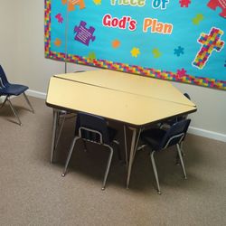 1/2 Hexagon Table...3 Sections 