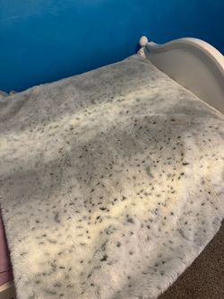 Restoration Hardware Acrylic Blanket 42”x60”