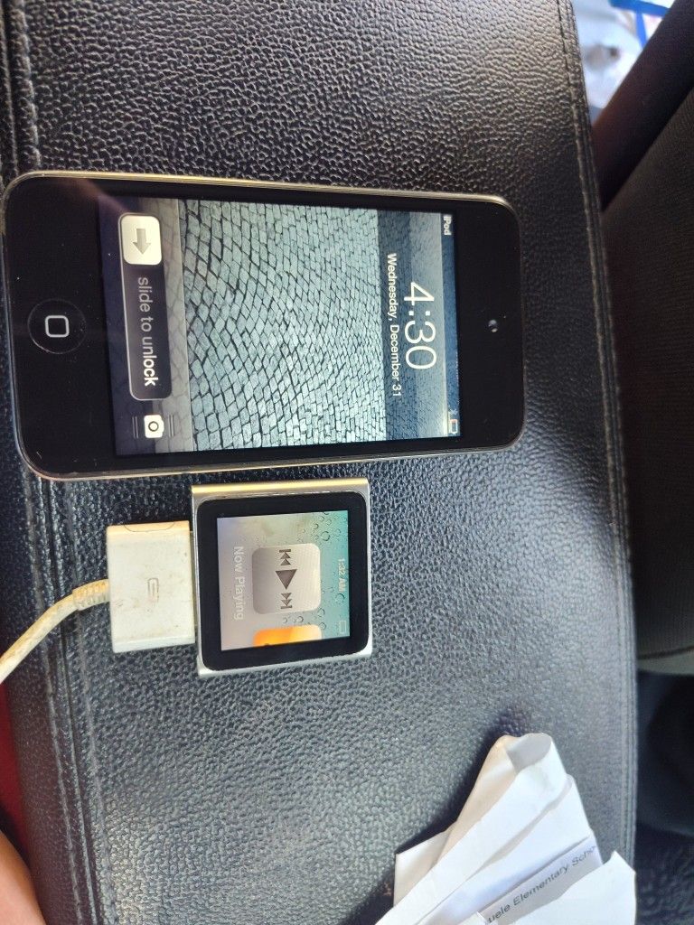 iPods 