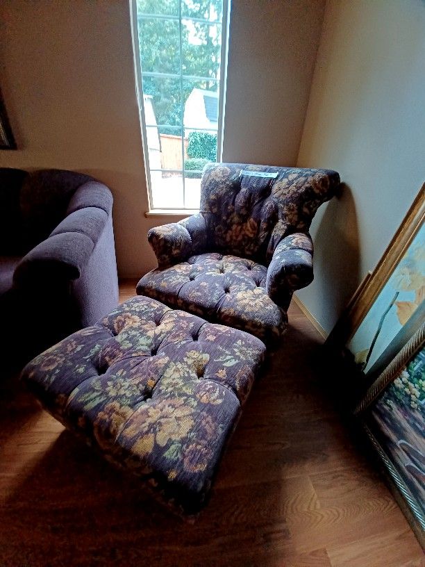 Chair With Matching Ottoman