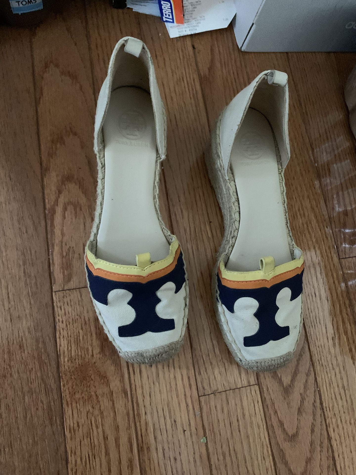 Tory Burch Size 5 Wedge