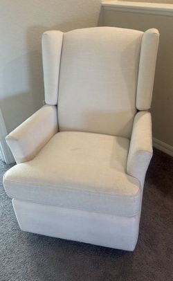 Recliner Nursery Glider / Chair