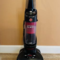 Hoover wind tunnel, XL pet vacuum cleaner