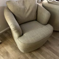 La-Z-Boy 360 Swivel Chair (Set of 2)